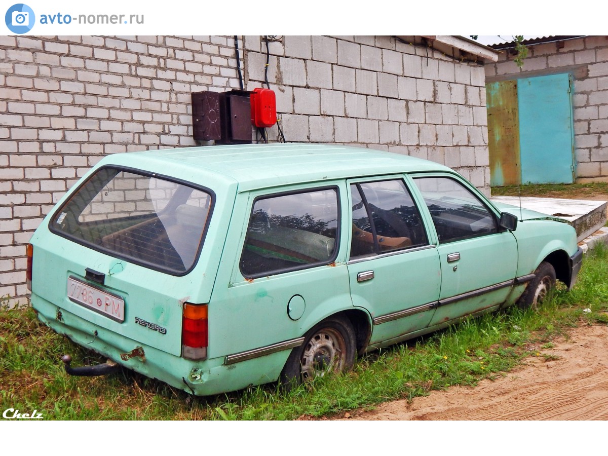 7786 PM, Opel Rekord 5th gen 5-door Caravan (E1), 1977–1982