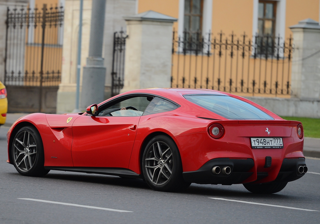 Ferrari f12 Berlinetta в России