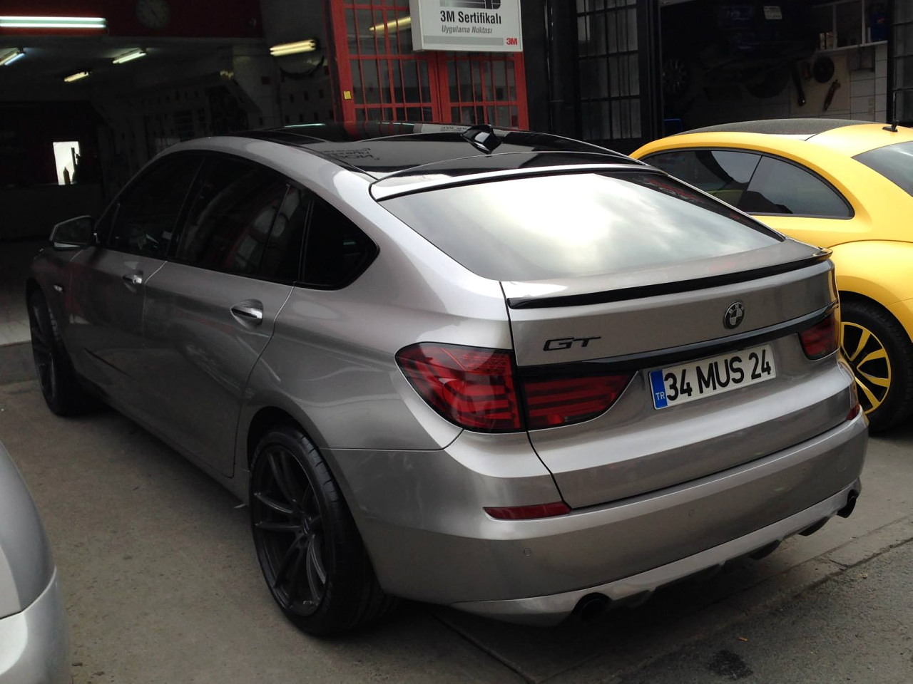 34 MUS 24, BMW 5 Series 6th gen Gran Turismo (F07), 2009–2017