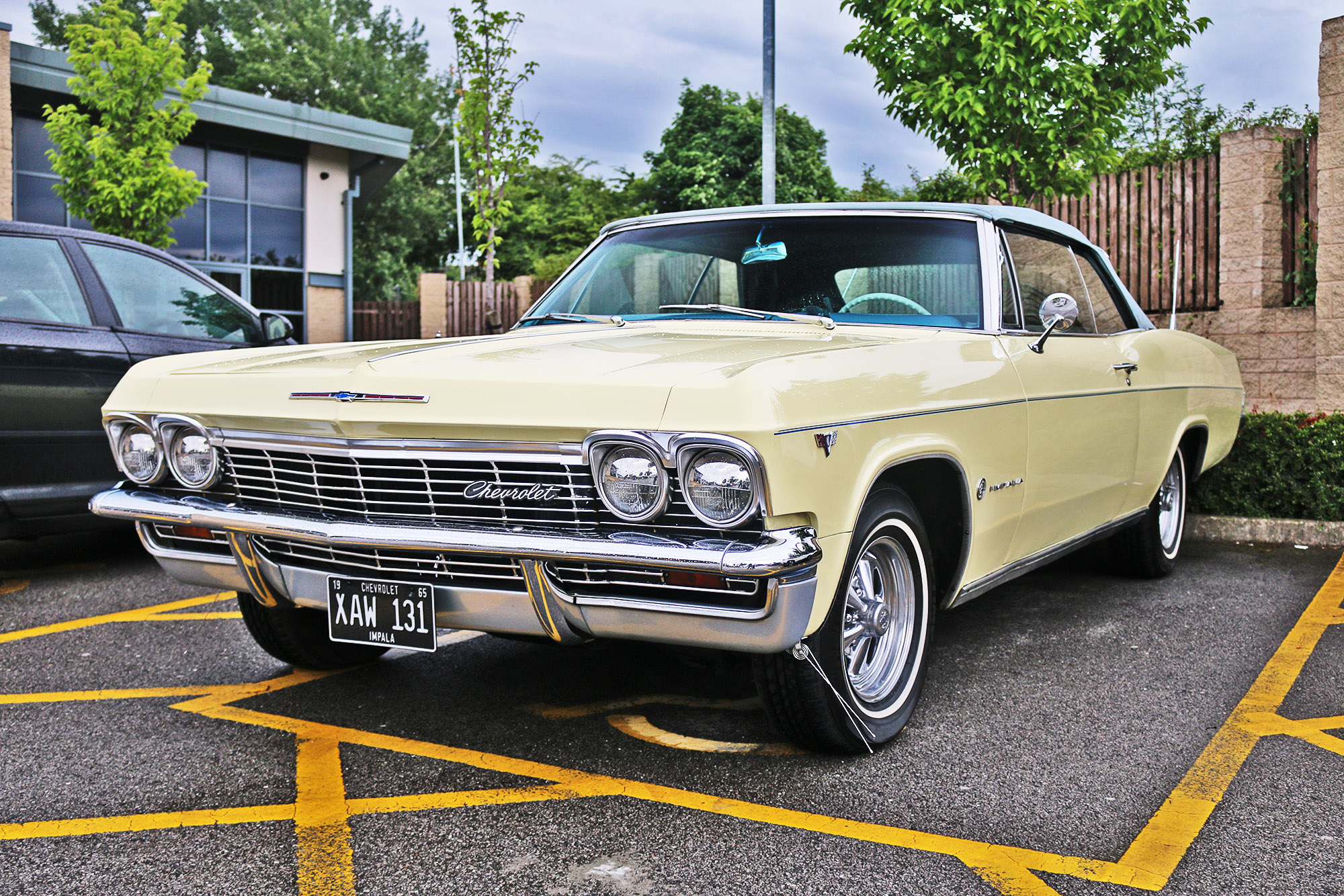 XAW131, Chevrolet Impala 4th gen 1965 2-door Hardtop (16437/16637; B-body), 1964–1965