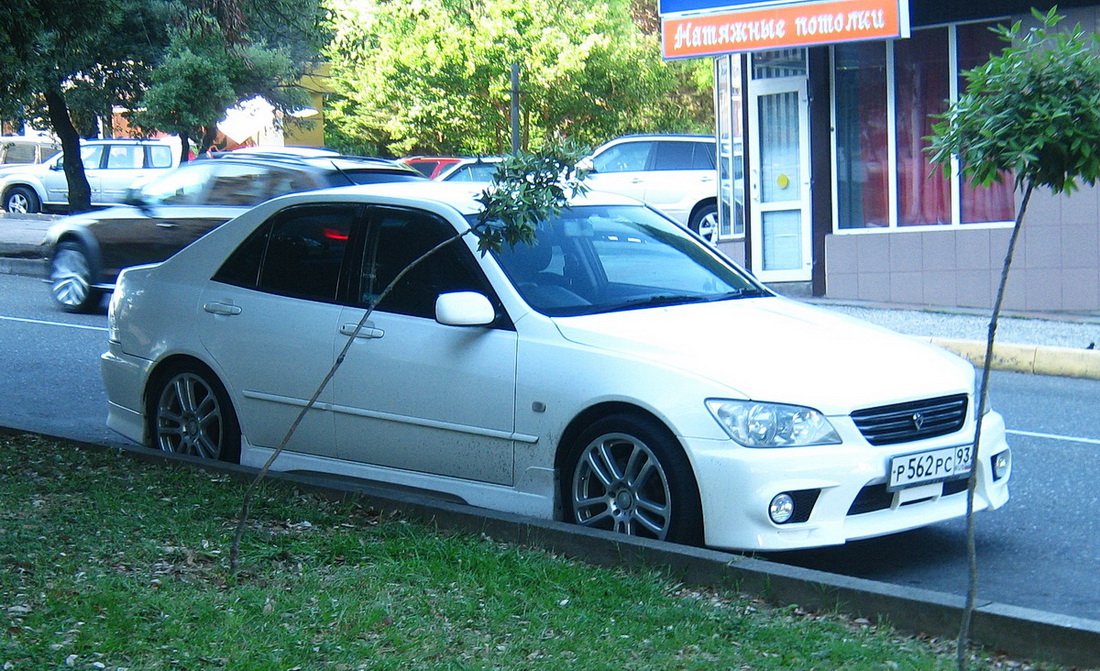 р 562 рс 93, Toyota Altezza 1st gen Sedan (E10), 1998–2005