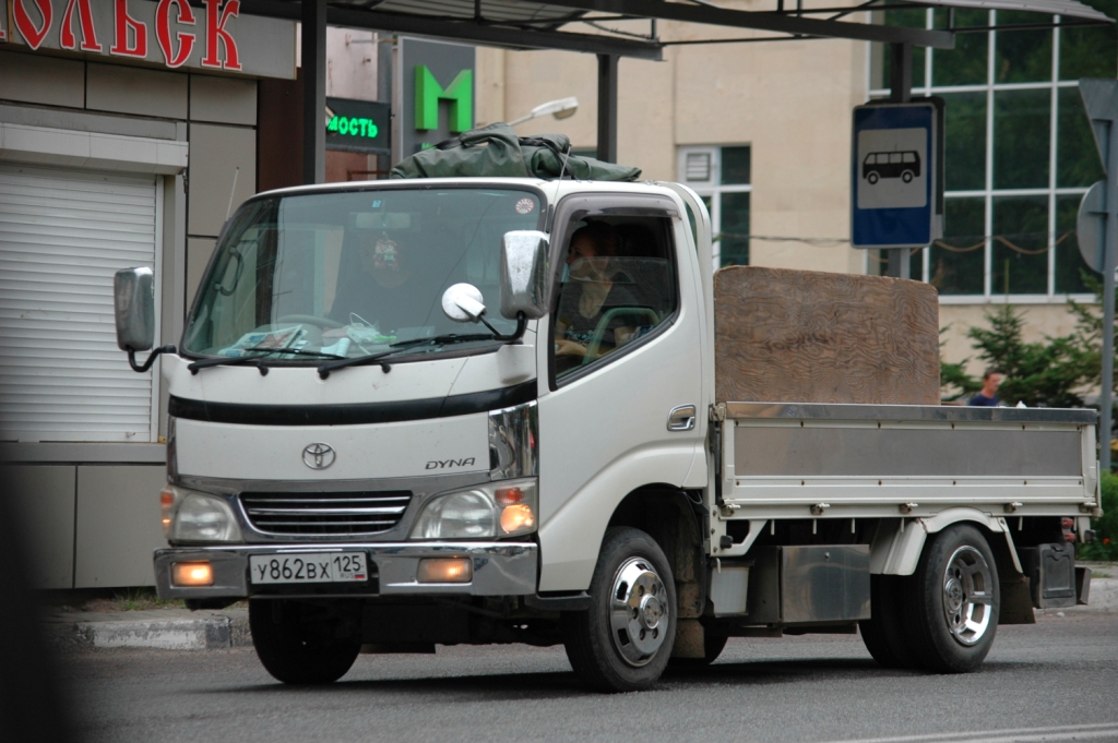 Toyota Dyna u600